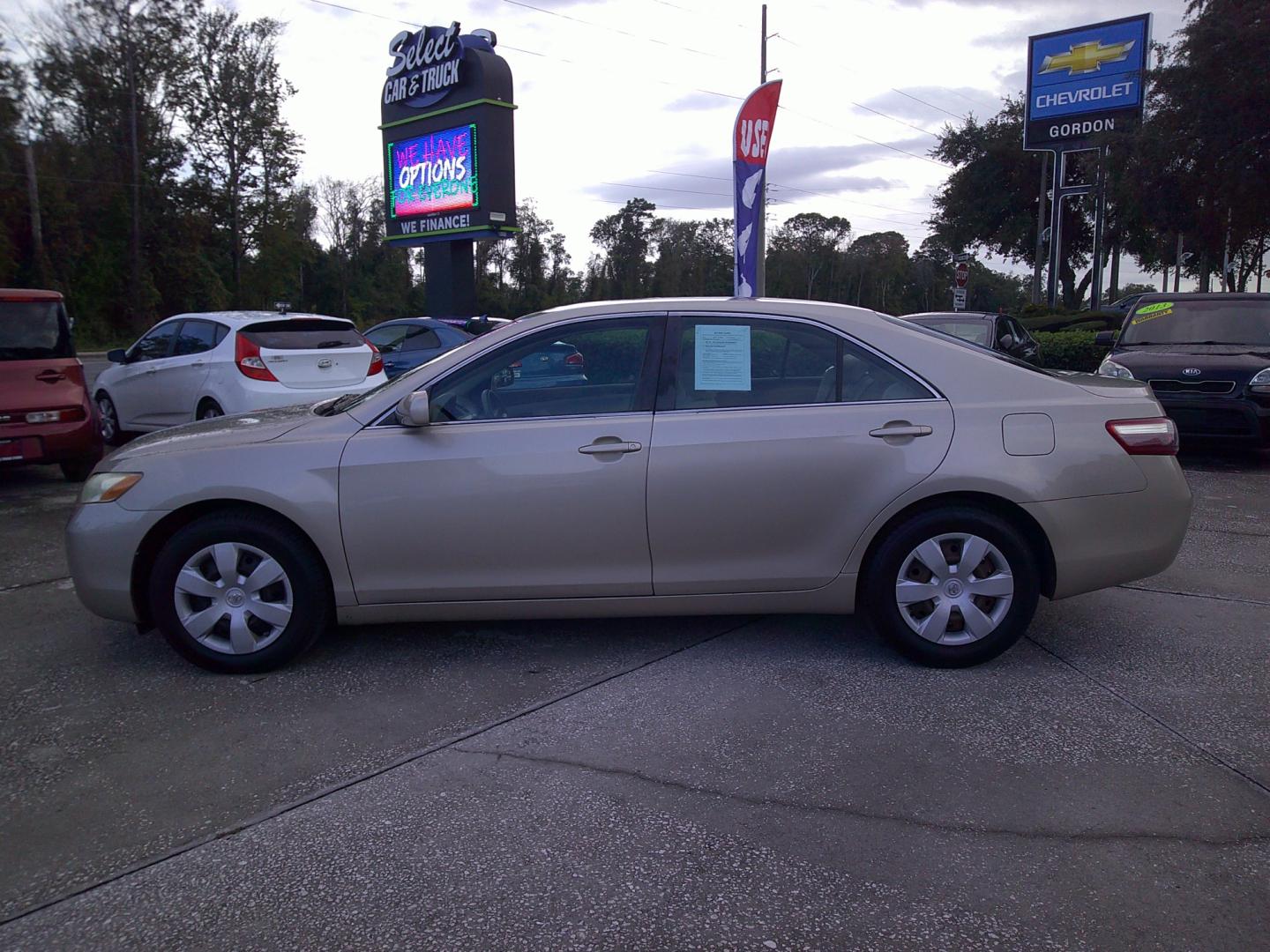 2009 BEIGE TOYOTA CAMRY (4T1BE46K49U) , located at 1200 Cassat Avenue, Jacksonville, FL, 32205, (904) 695-1885, 30.302404, -81.731033 - Photo#4